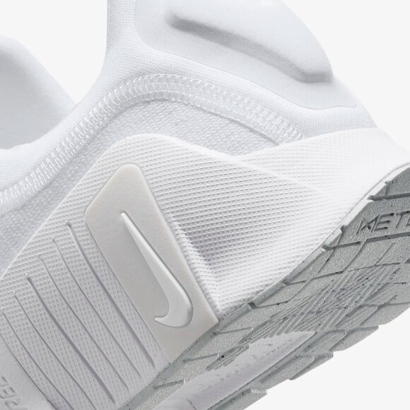 [NEW] Women's Nike Free Metcon 6 Workout Shoes White FJ7126-101 - Picture 8 of 8